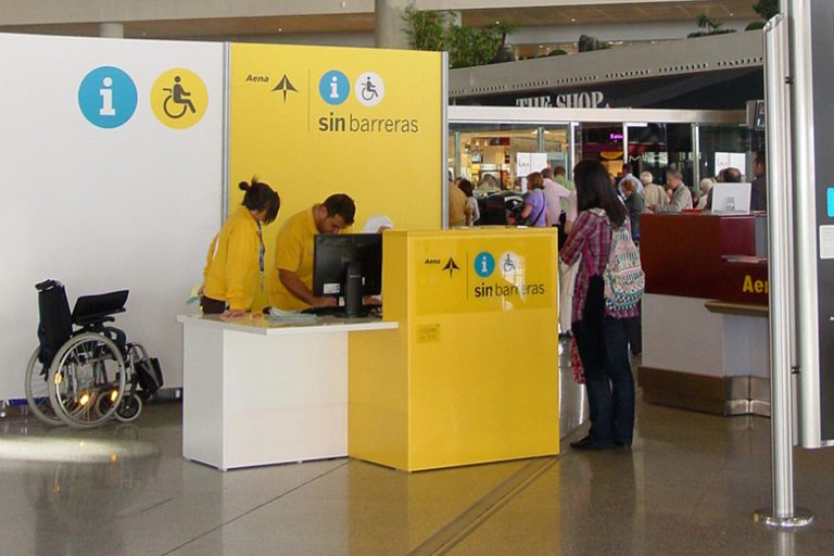 Voyager avion fauteuil roulant à Málaga