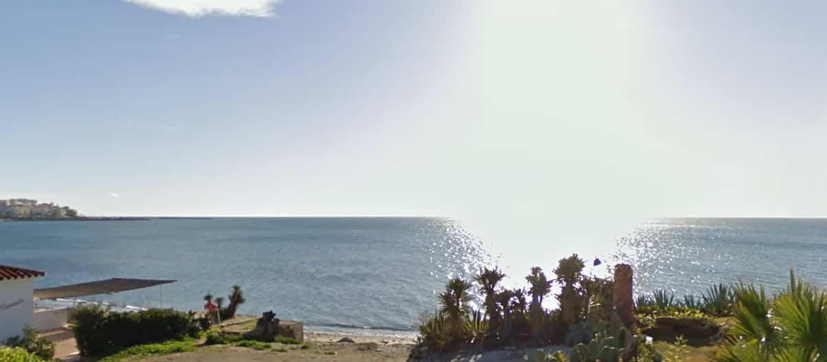 Playa de Guadalobon – ideaal voor kustwandelingen