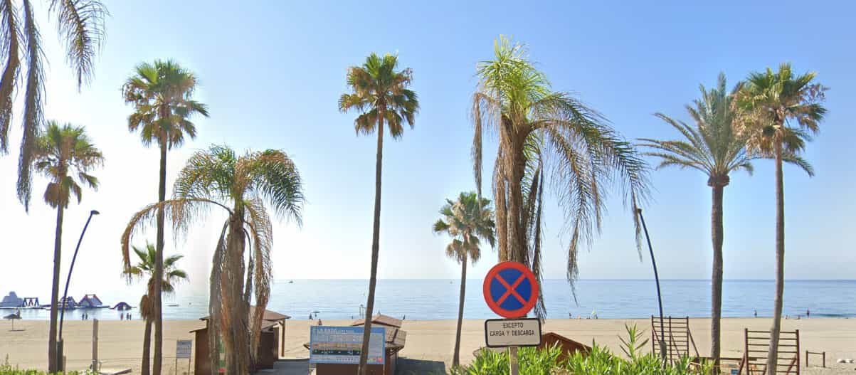 Playa de La Rada – bruisend stadsstrand met Blauwe Vlag