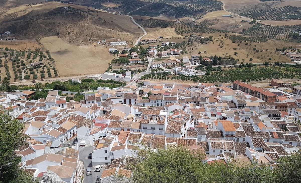Paysages naturels et architecture historique à Valle de Abdalajis, Malaga
