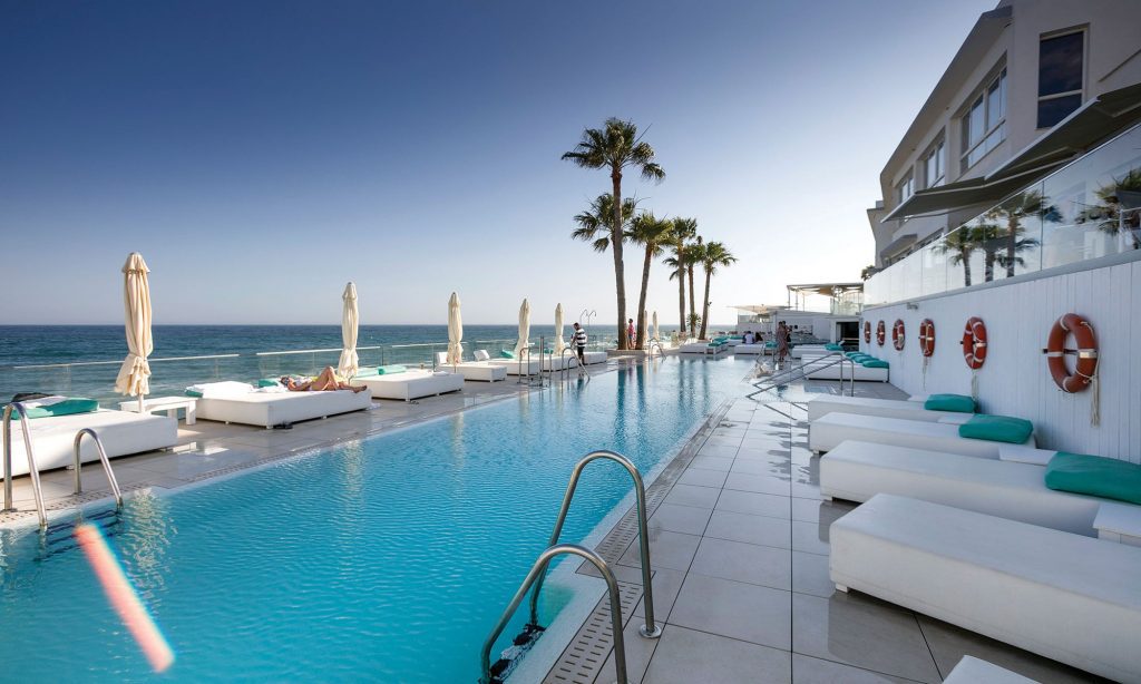 Max Beach, mejores Clubes de Playa Costa del Sol