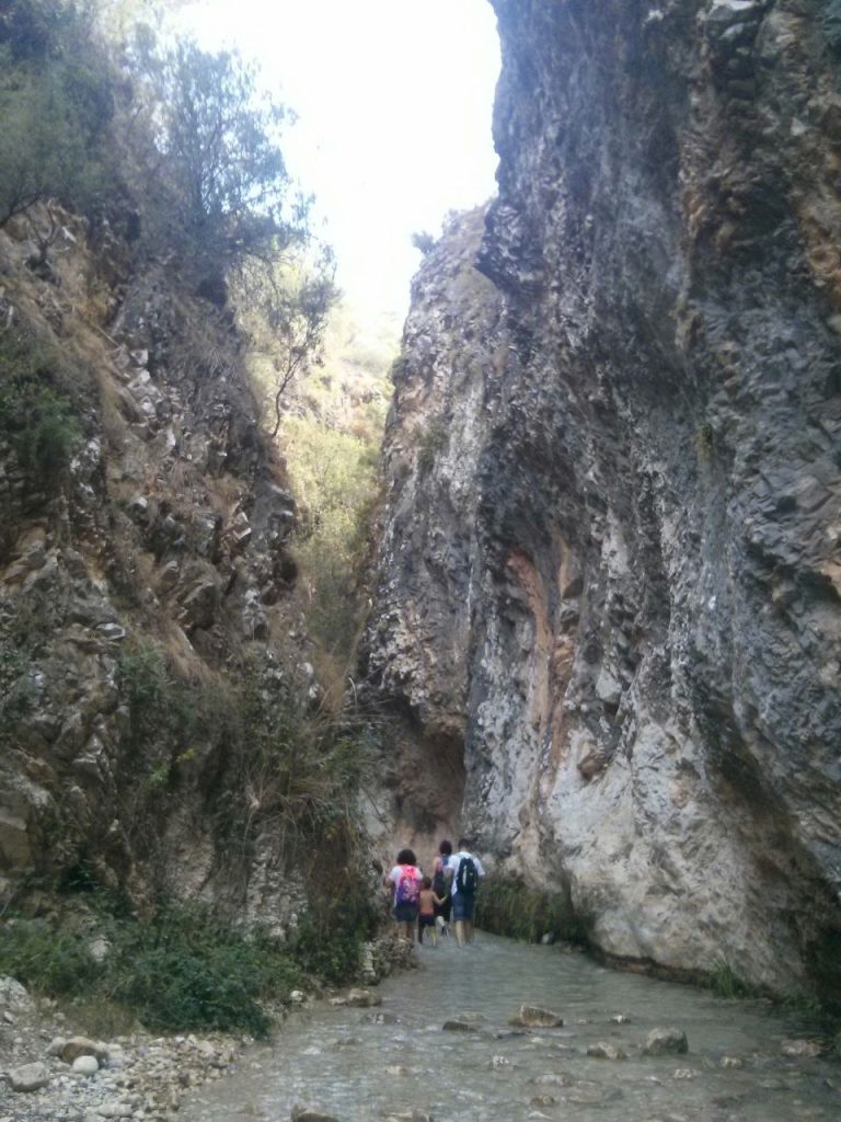 piscinas naturales de Malaga. rio chillar