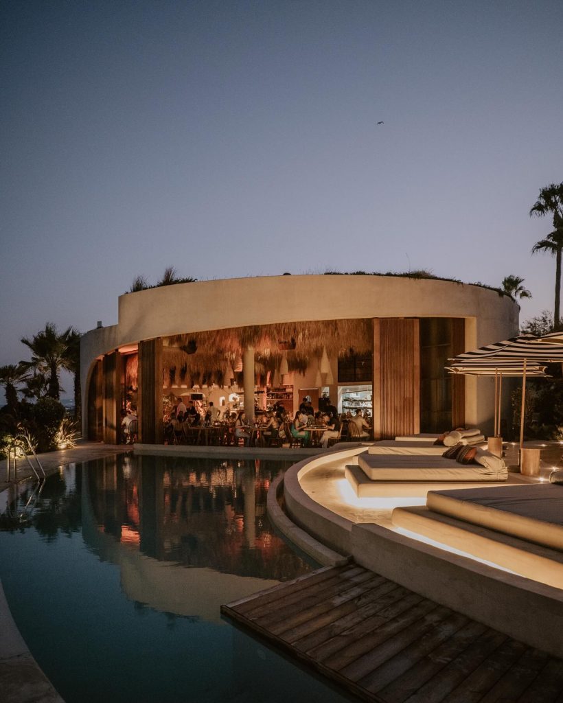 Nido Beach Club