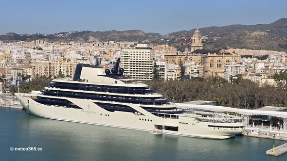 four seasons yacht malaga