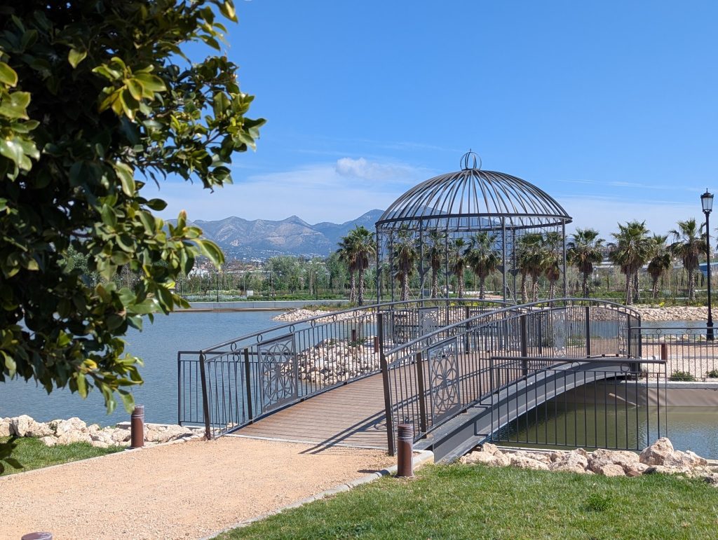 lago parque mijas